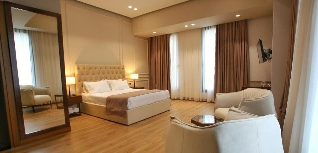 Панорама Portik Hotel 4*