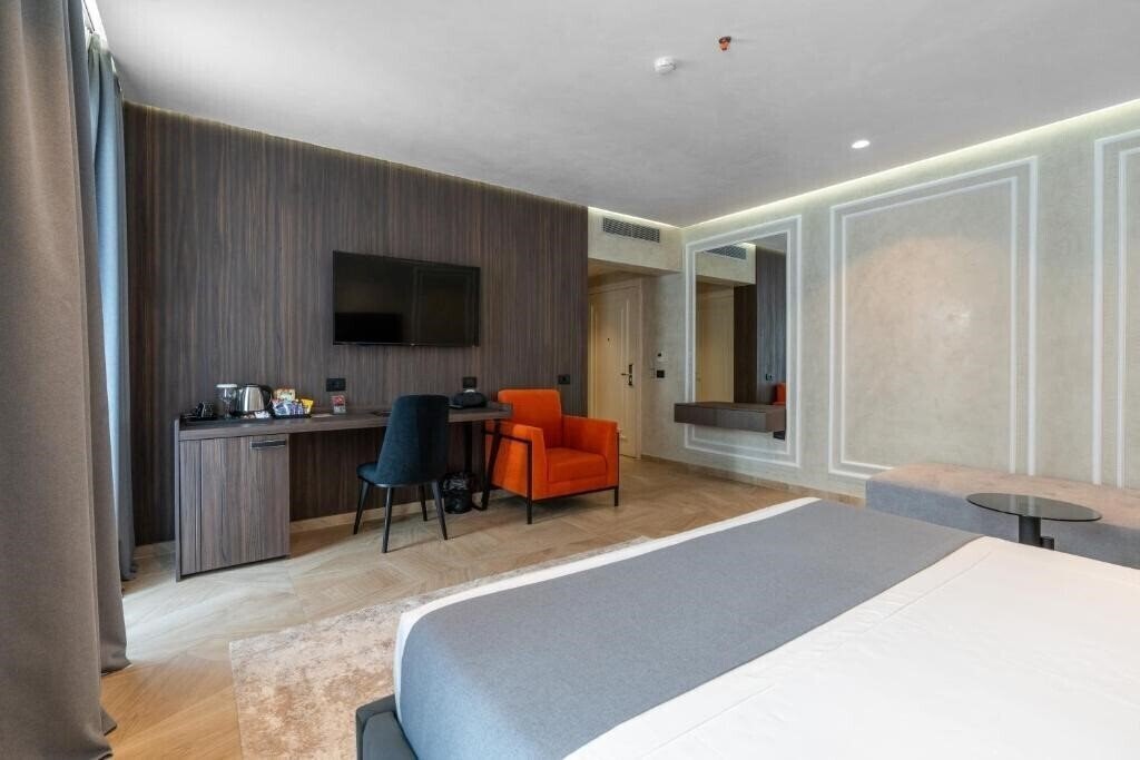 Территория Hotel Piazza 3*