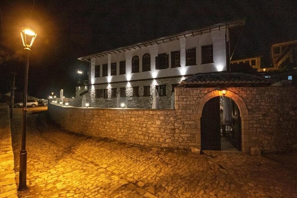 Фото Berat Castle Hotel (ex. Hotel Berat Castle, Berati Castle Hotel) 4*