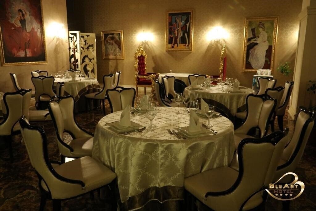 Апартаменти Bleart 4*