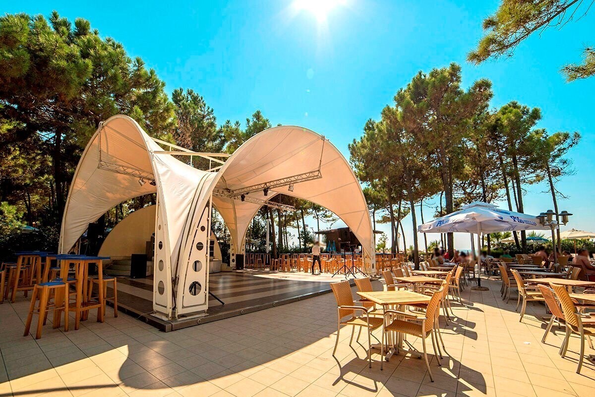 Панорама Dolce Vita 4*