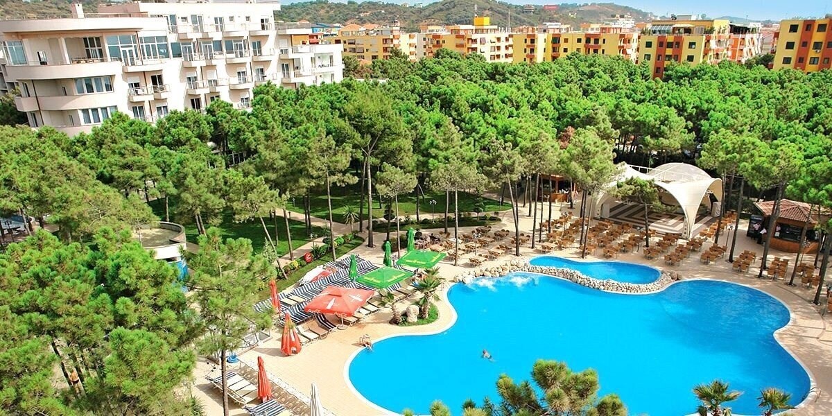 Отель Dolce Vita 4*