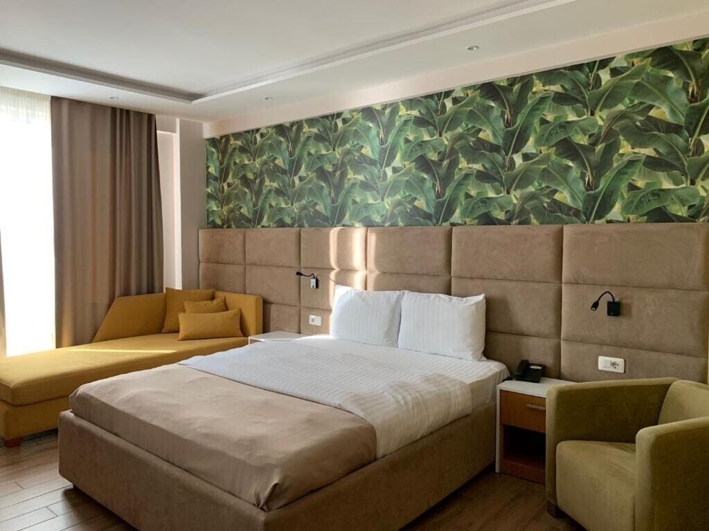 Фото Albanian Star Hotel 4*