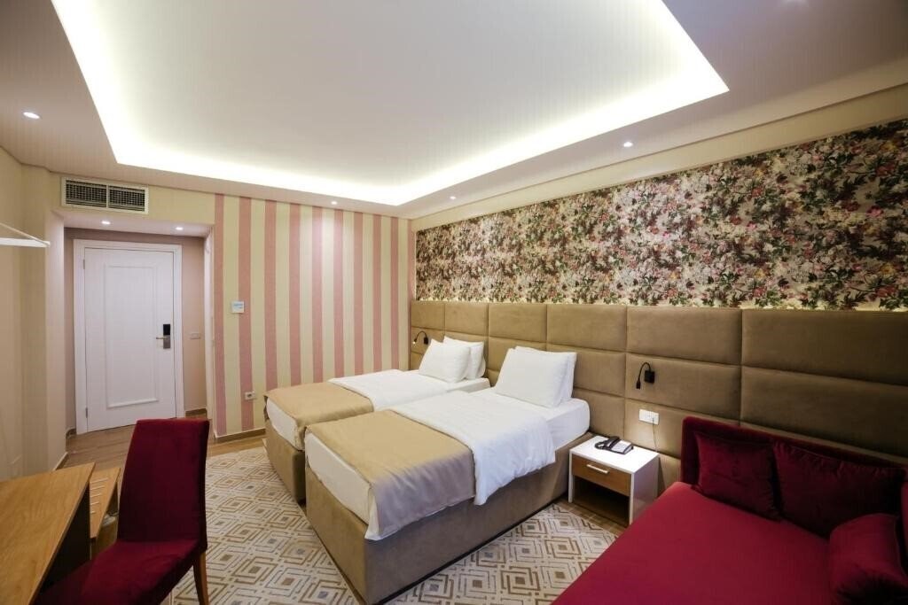 Территория Albanian Star Hotel 4*