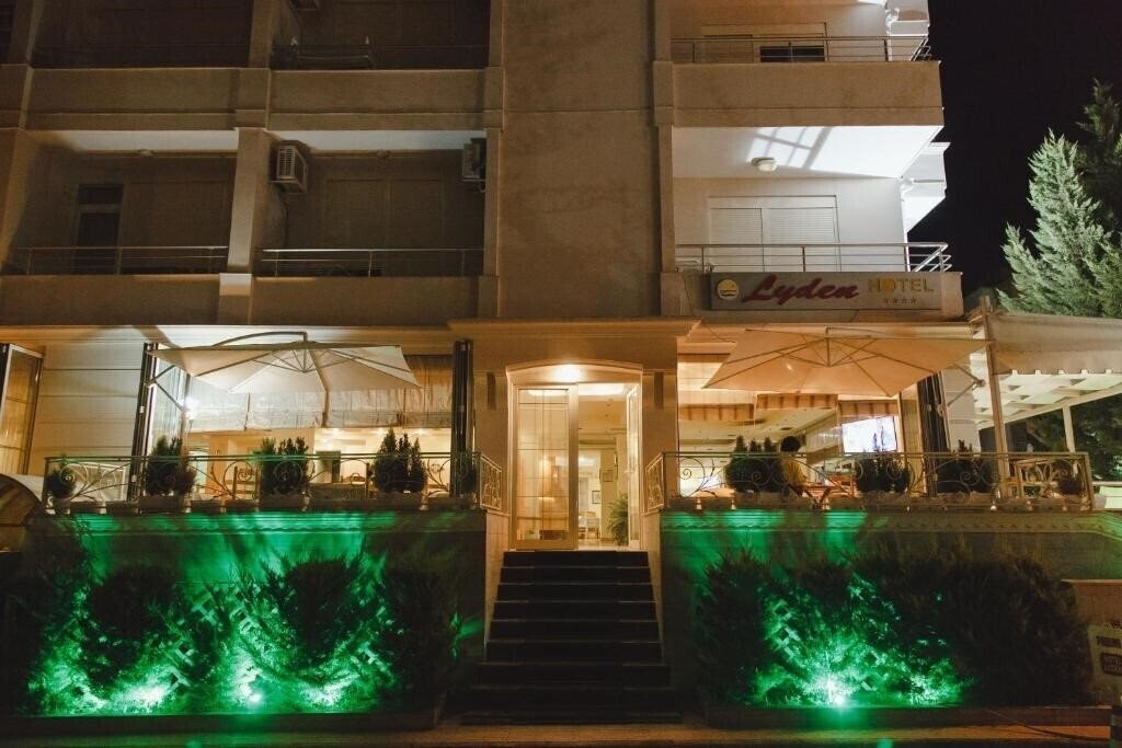 Территория Lyden 3*