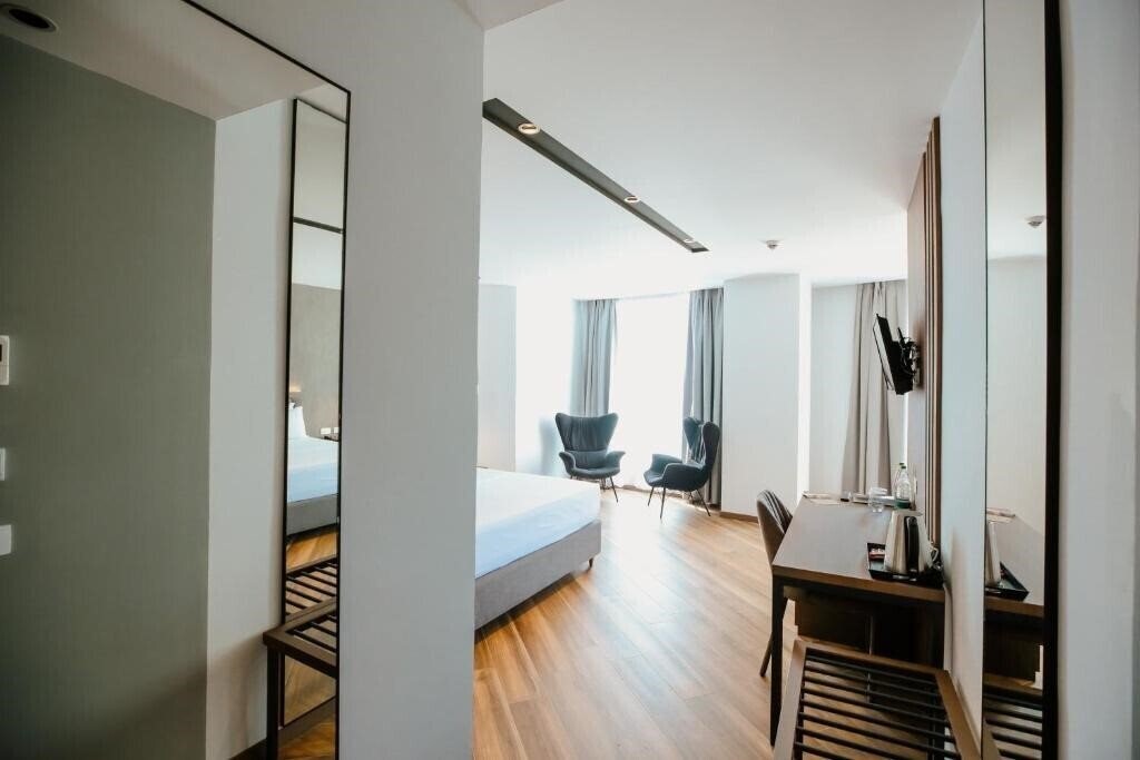 Фото Klajdi Hotel 5*