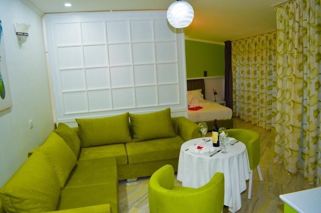 Фото Monaco & Garden 4*