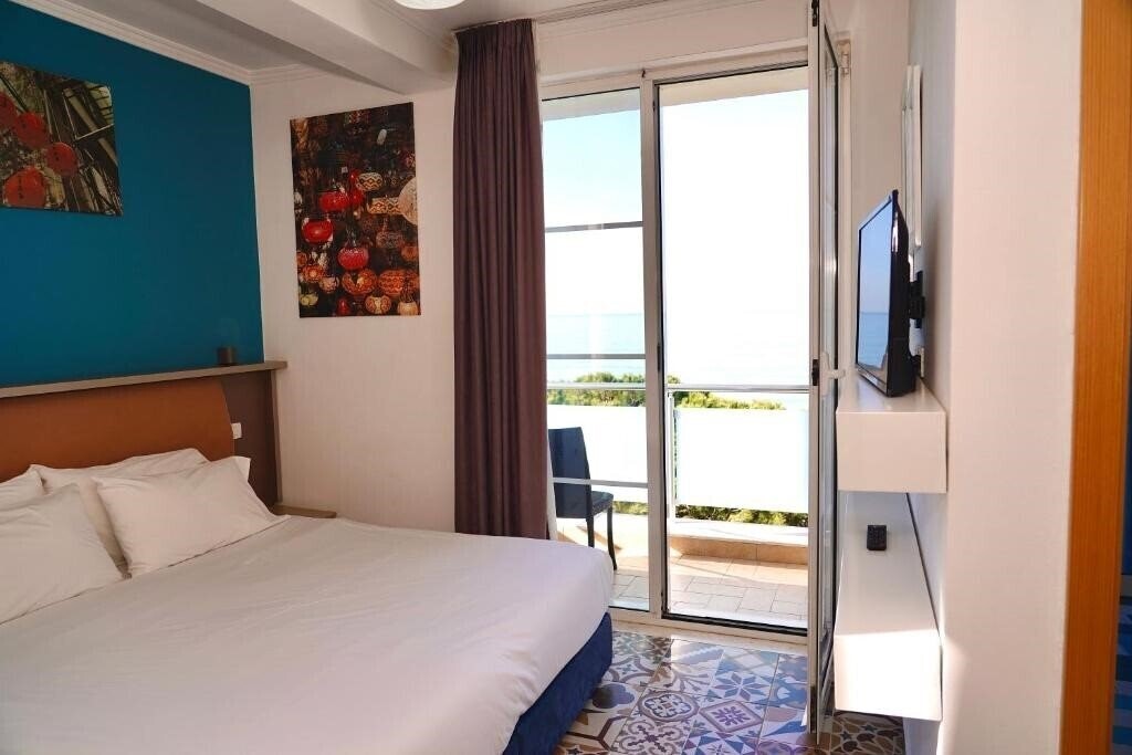 Картинка Monaco & Garden 4*