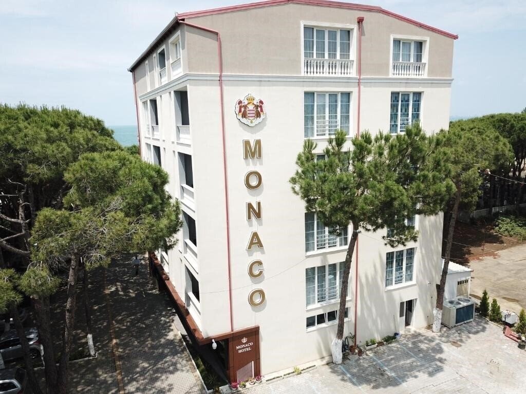 Территория Monaco & Garden 4*