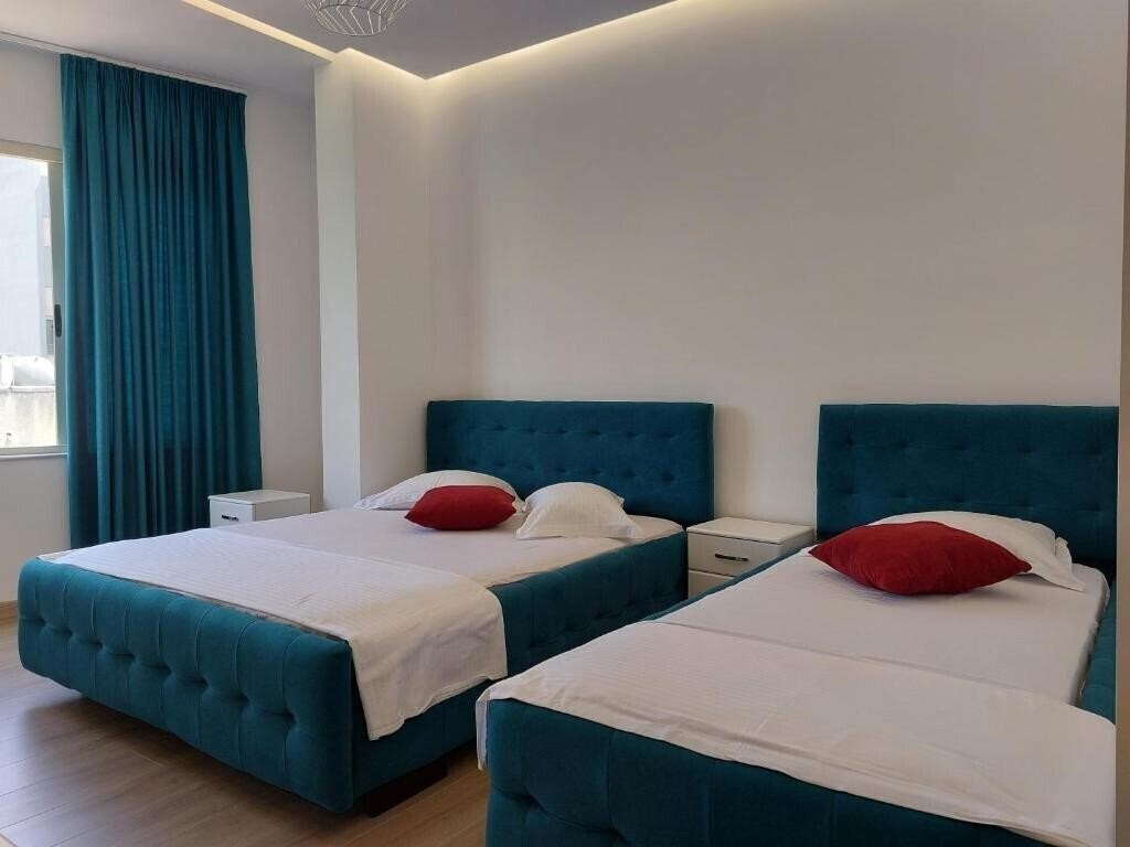 Апартаменти Grand Hotel Durres (ex. Grand) 3*