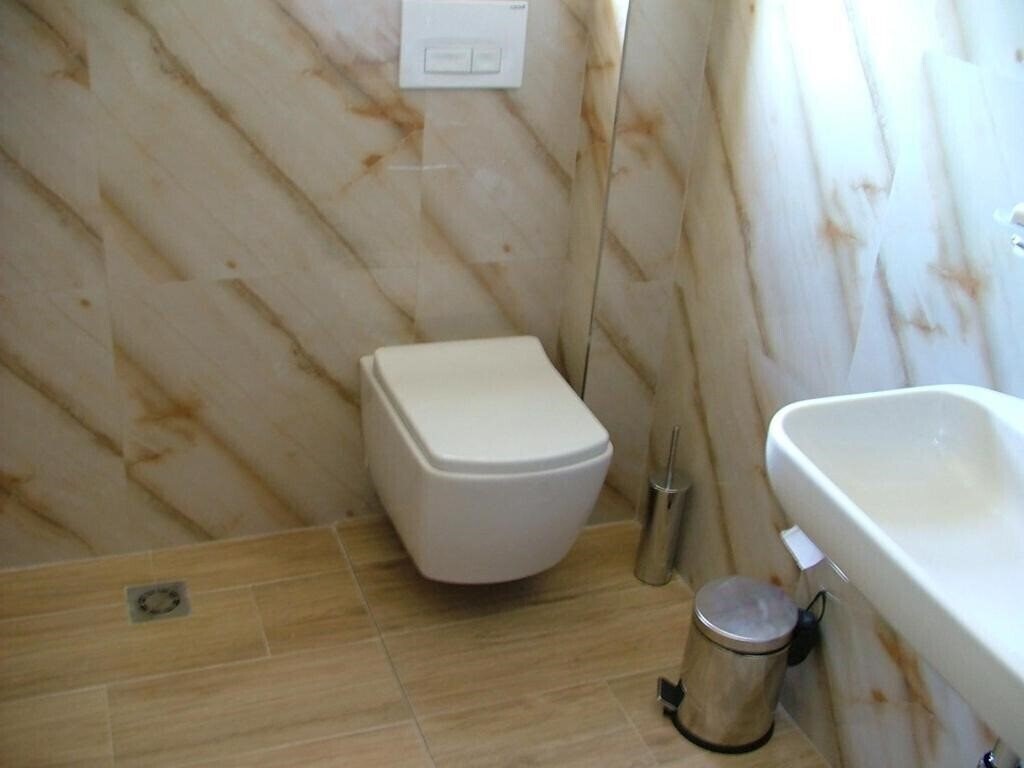 Картинка Dollari 3*