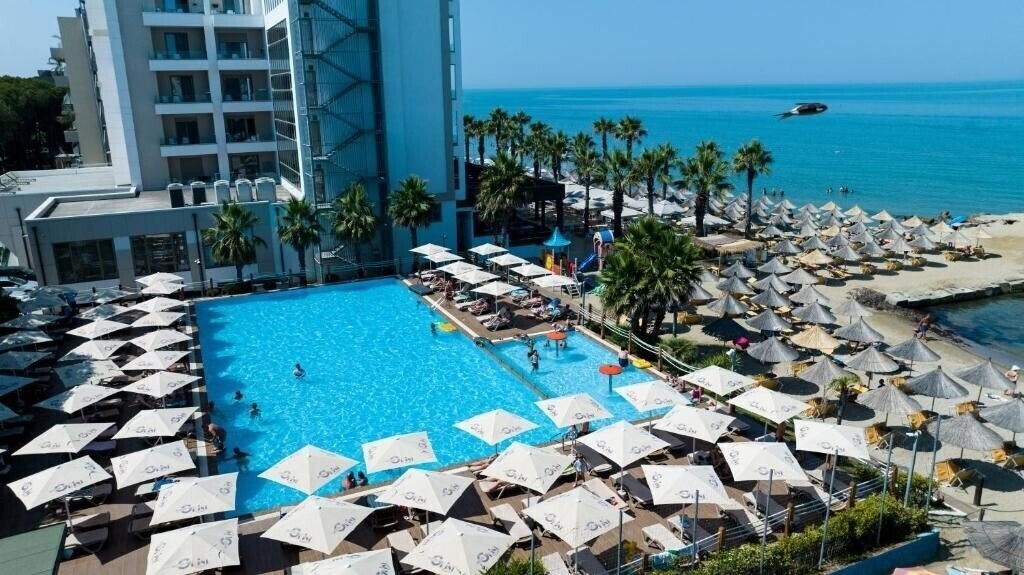 Панорама Hotel Grint 4*