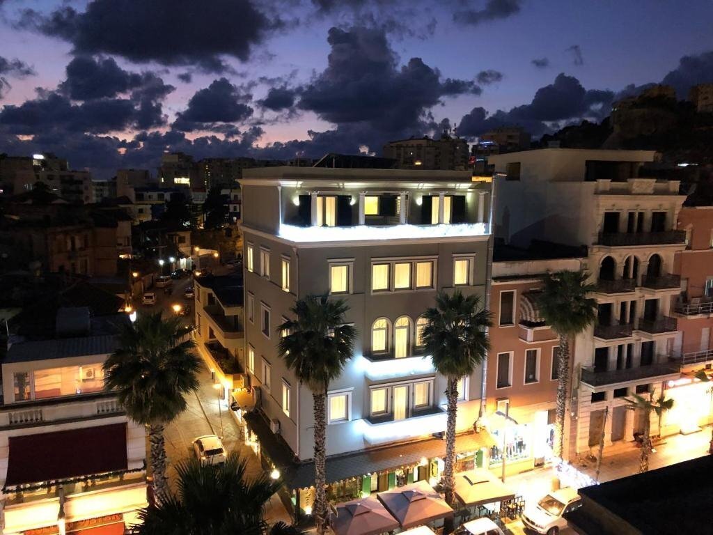 Отель Amfiteatri Boutique Hotel 4*