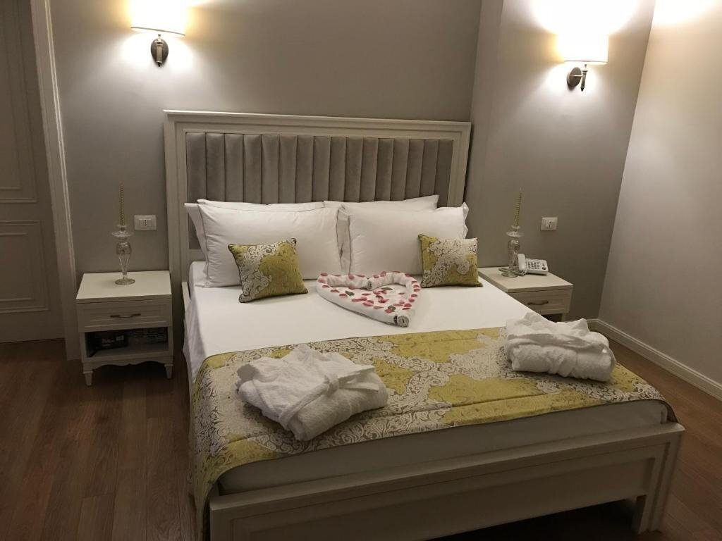 Апартаменты Amfiteatri Boutique Hotel 4*