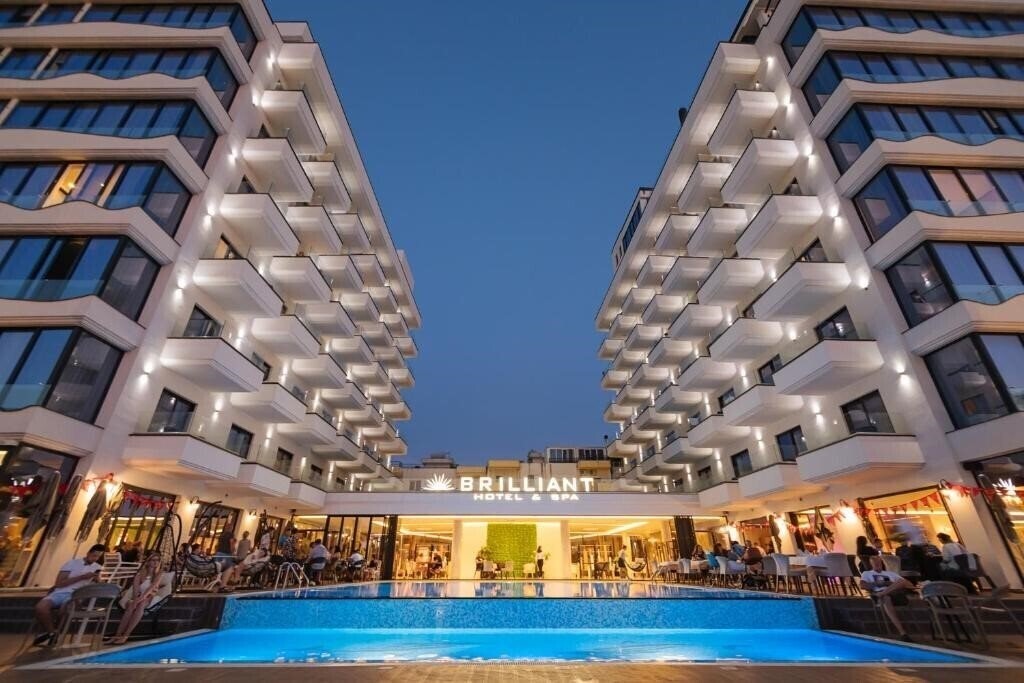 Отель Brilliant Hotel & SPA 5*