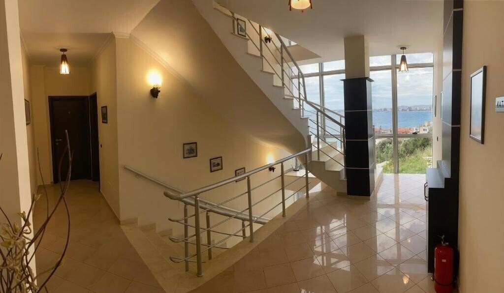 Апартаменты AL Hotel (ex. Hill Side) 3*