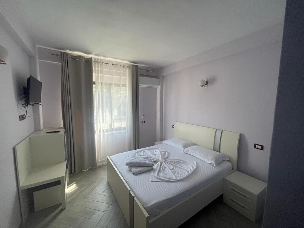 Изображение Hotel Ferrara 3*