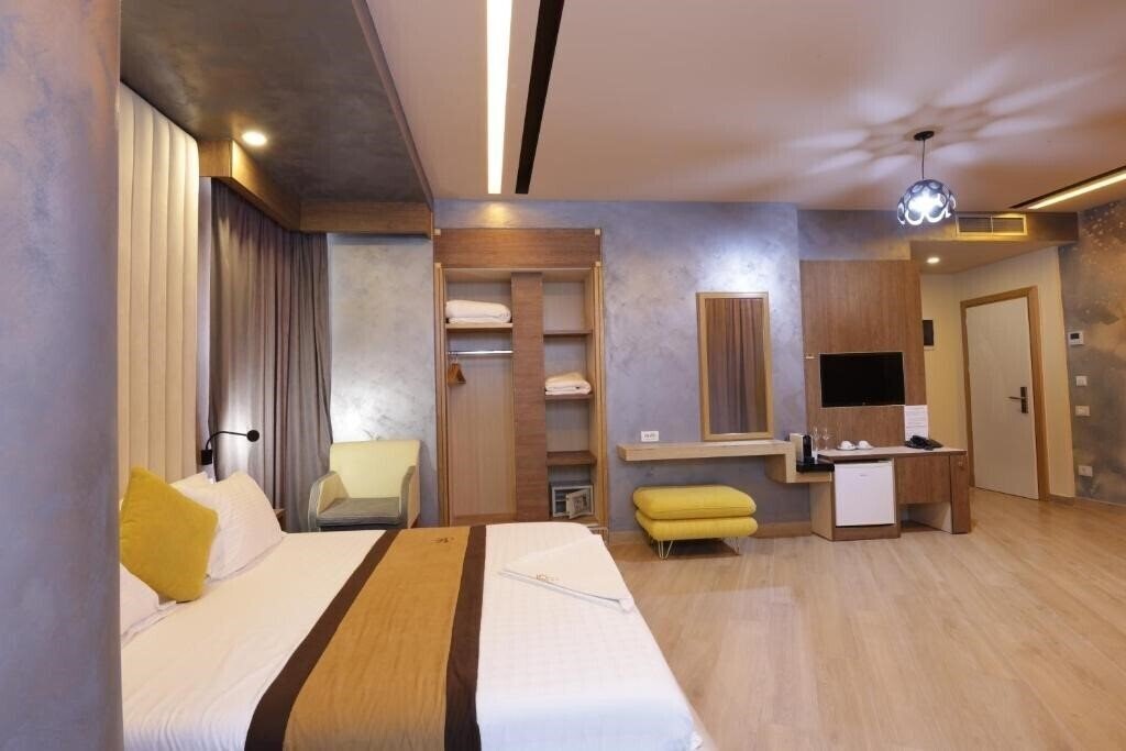 Панорама Vila One Beach Hotel 4*