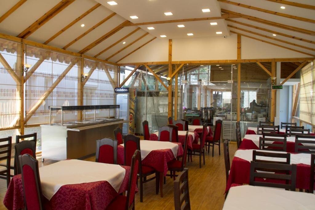 Апартаменти Korabi Hotel 3*