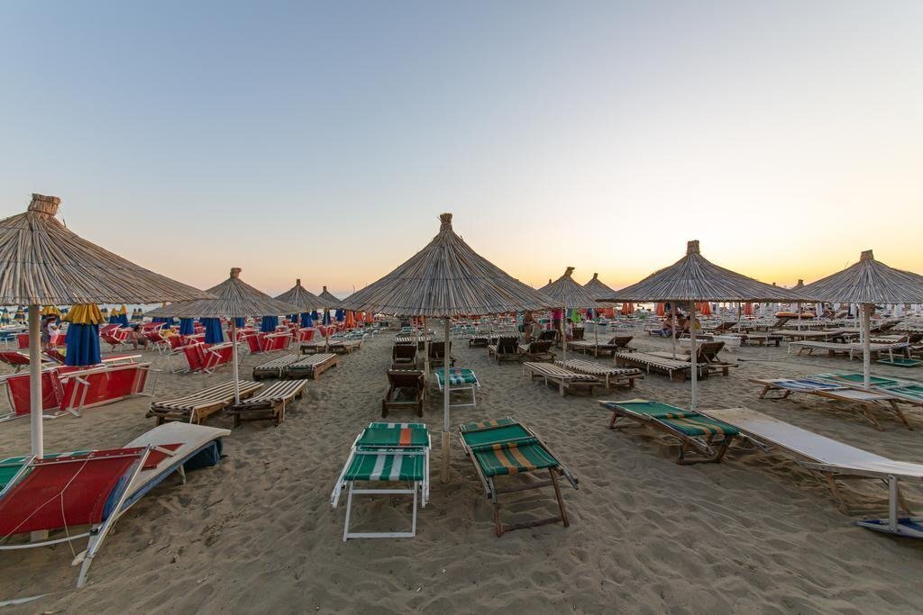 Зображення Esal 4*