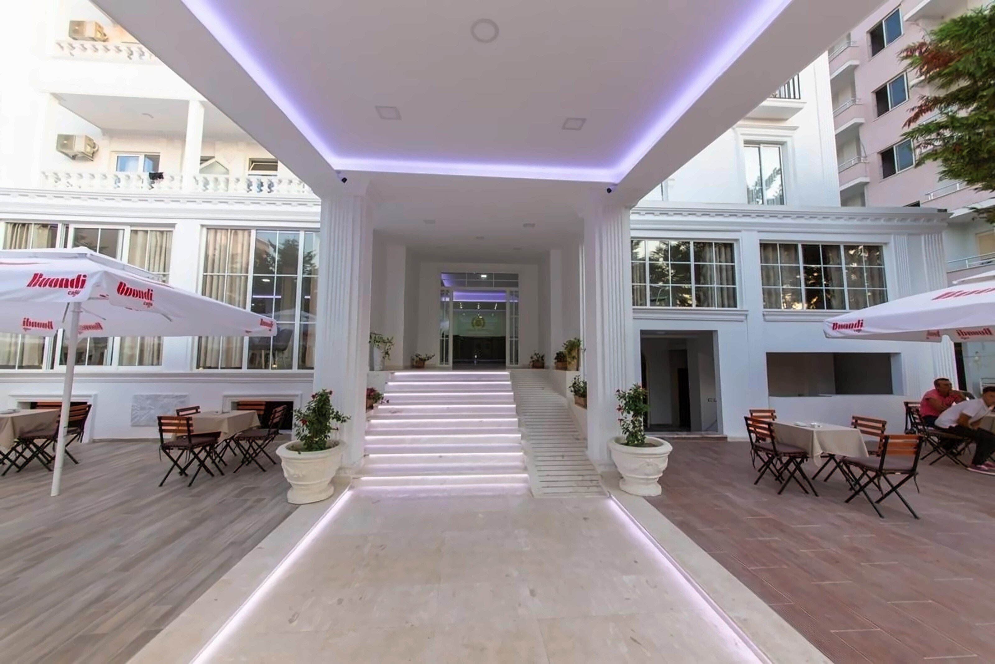 Картинка Esal 4*