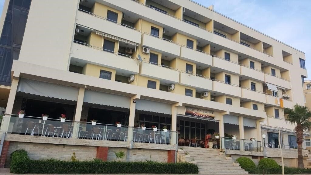 Фото Joel Residence 3*