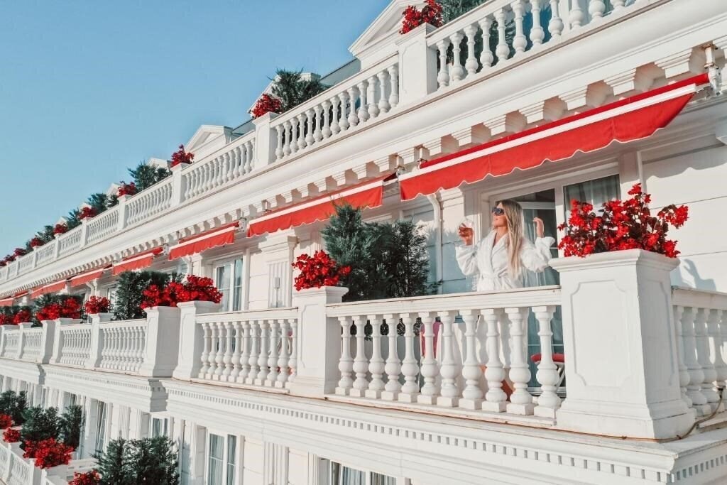 Фото Flower Hotel & SPA (ex. Flower Garden Hotel) 5*