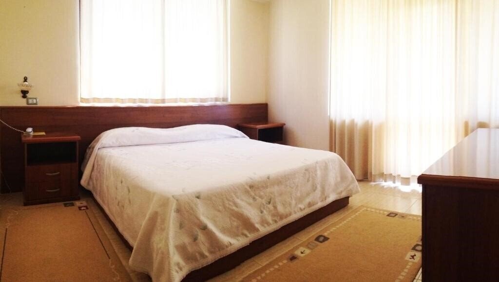 Апартаменты Hotel Akropoli (ex. Akropoli, Acropoli Hotel ) 4*