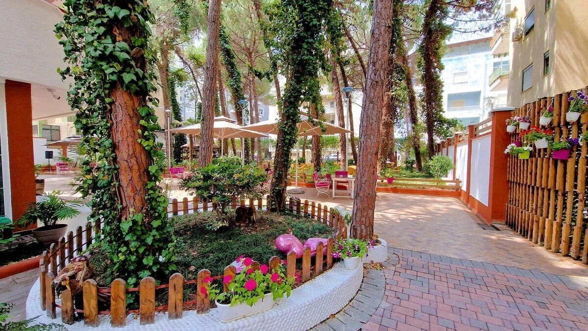 Фотографія Green Park (Durres) 3*