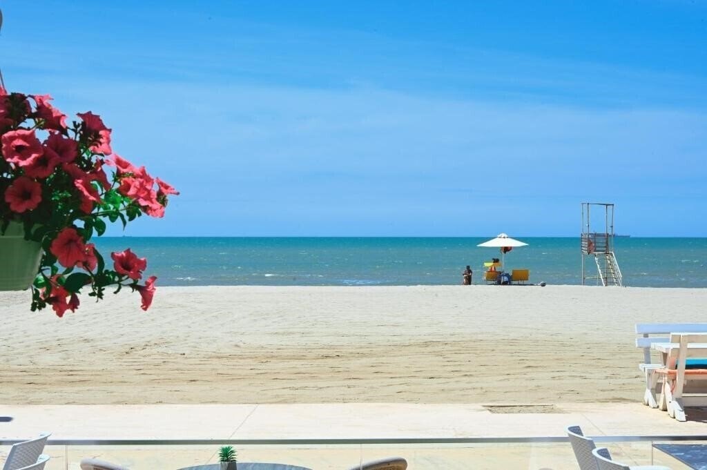 Панорама Andi 3*