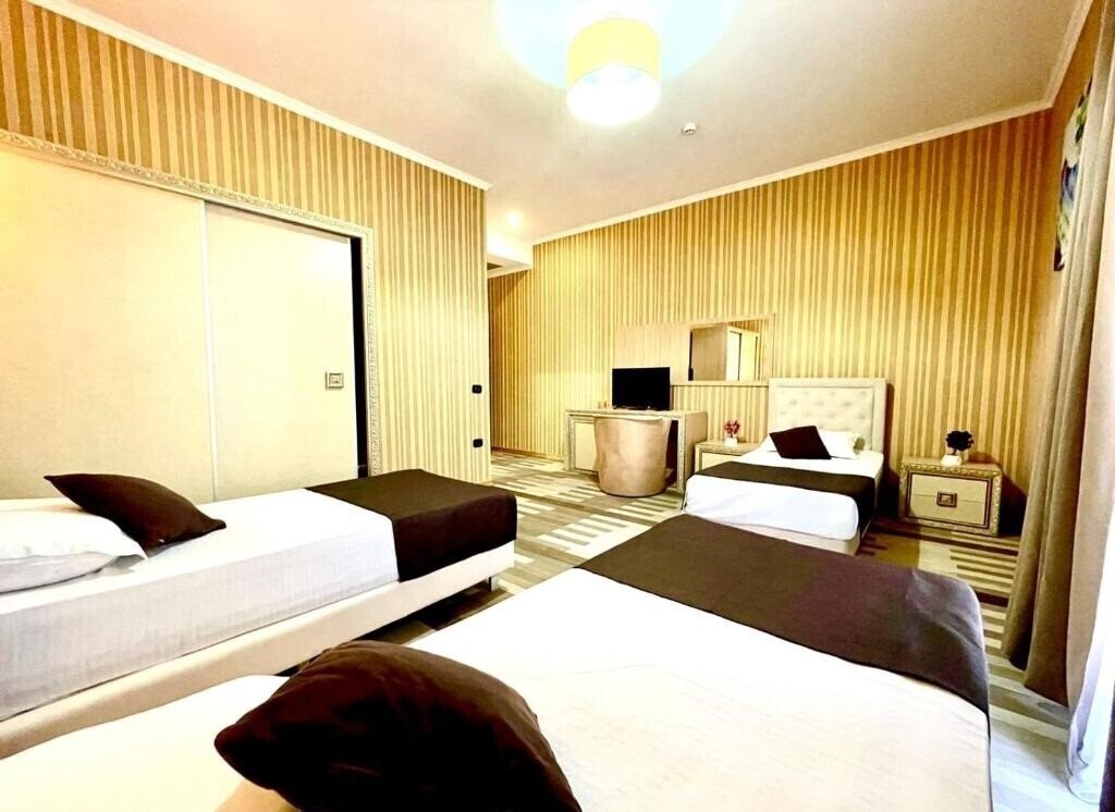 Зображення AMH (ex. Germany Hotel) 4*