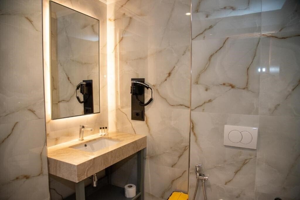 Апартаменты Adria Palace 4*