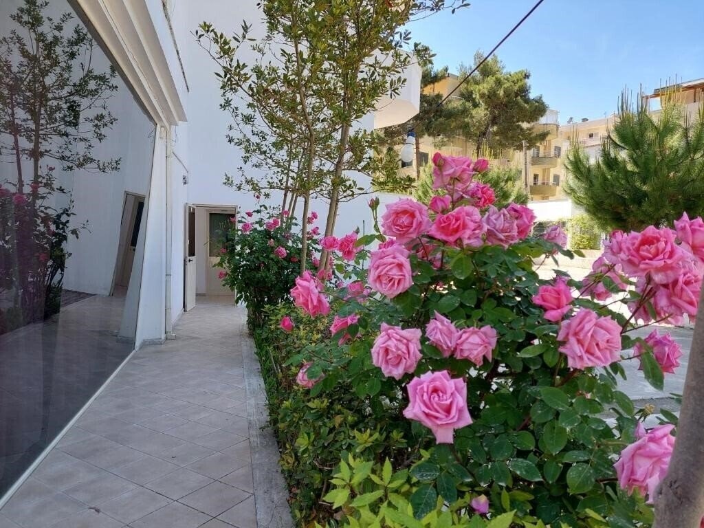 Фотография Hotel Nacional (ex. Nacional Hotel Durres) 3*