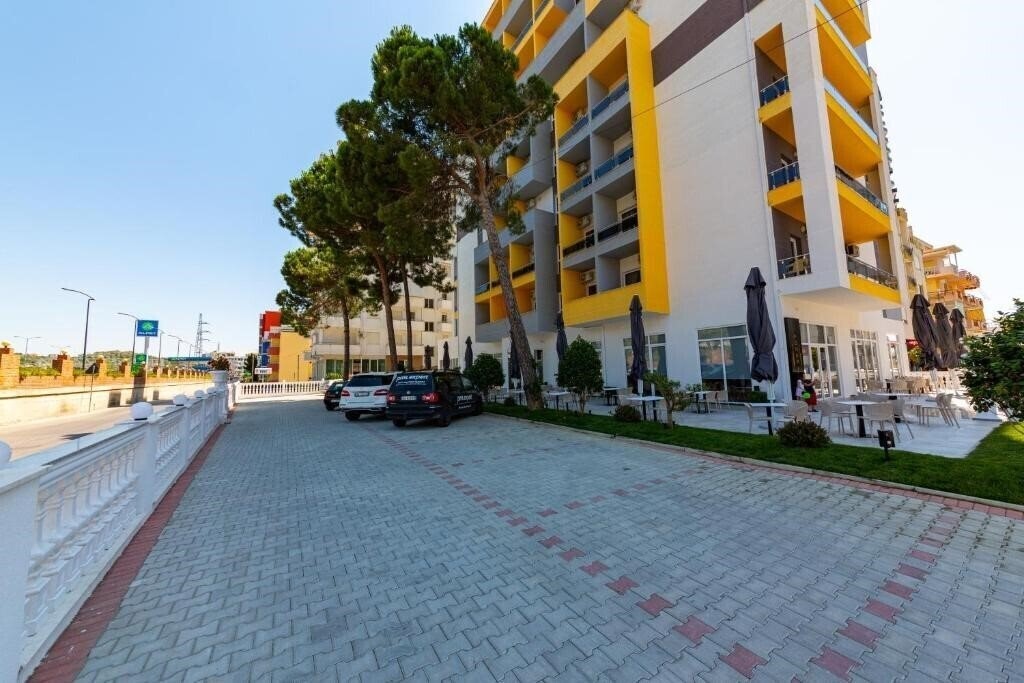 Фото Ponari S Hotel 4*