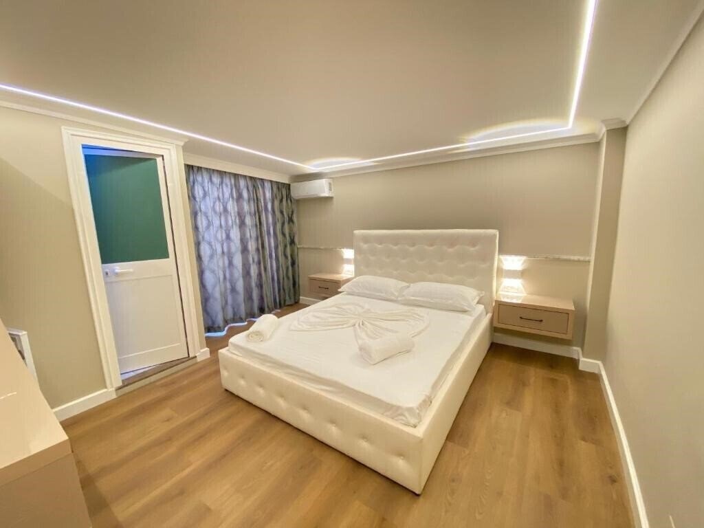 Апартаменты Bliss Boutique Hotel 3*