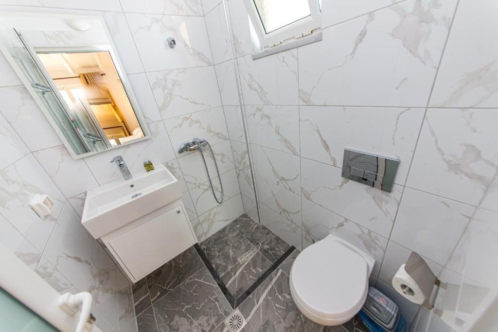 Апартаменты Hotel Mariksel 3*