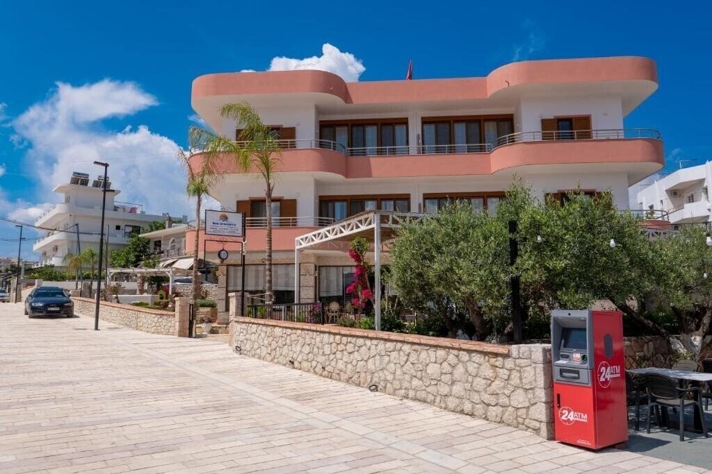 Готель Doni Apartments Ksamil (ex. Donia Apartment, Doni Apartments) 3*