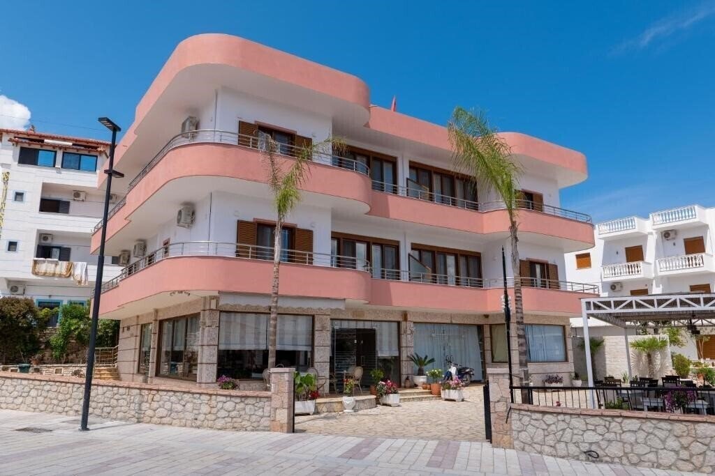 Фото Doni Apartments Ksamil (ex. Donia Apartment, Doni Apartments) 3*