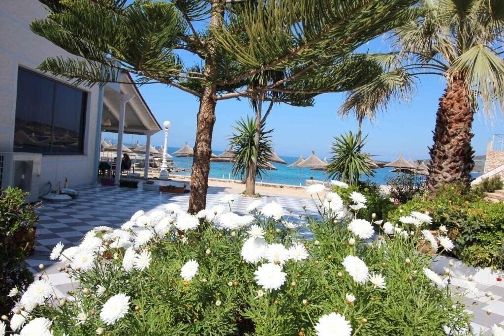 Изображение Artur 3*