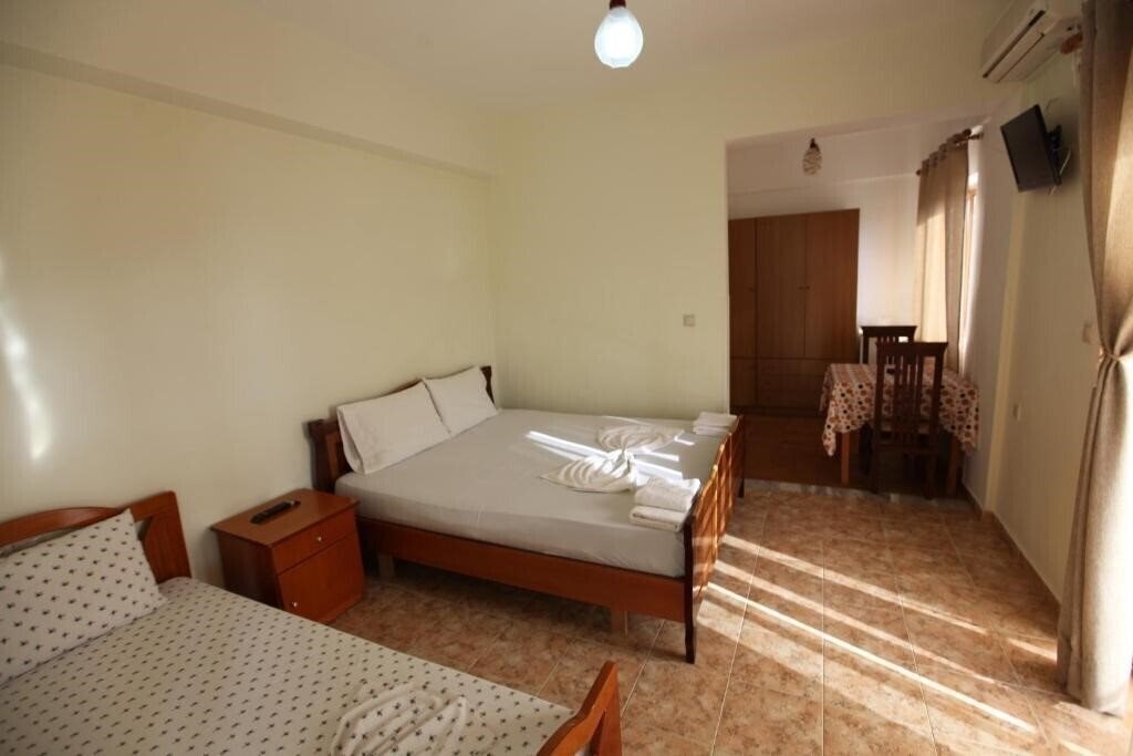 Апартаменты Mondi'S Guest House 1*