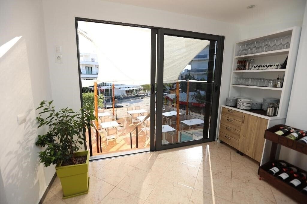 Апартаменты Hotel Mollanji 1*