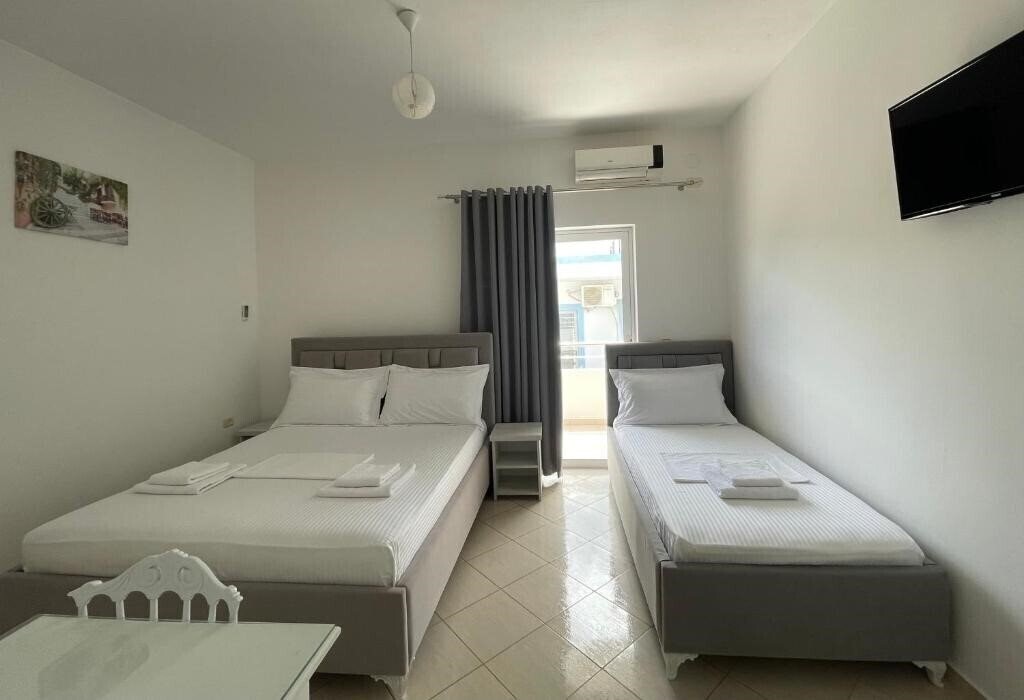 Апартаменты Joni Apartments (ex. Joni Aparments) 2*