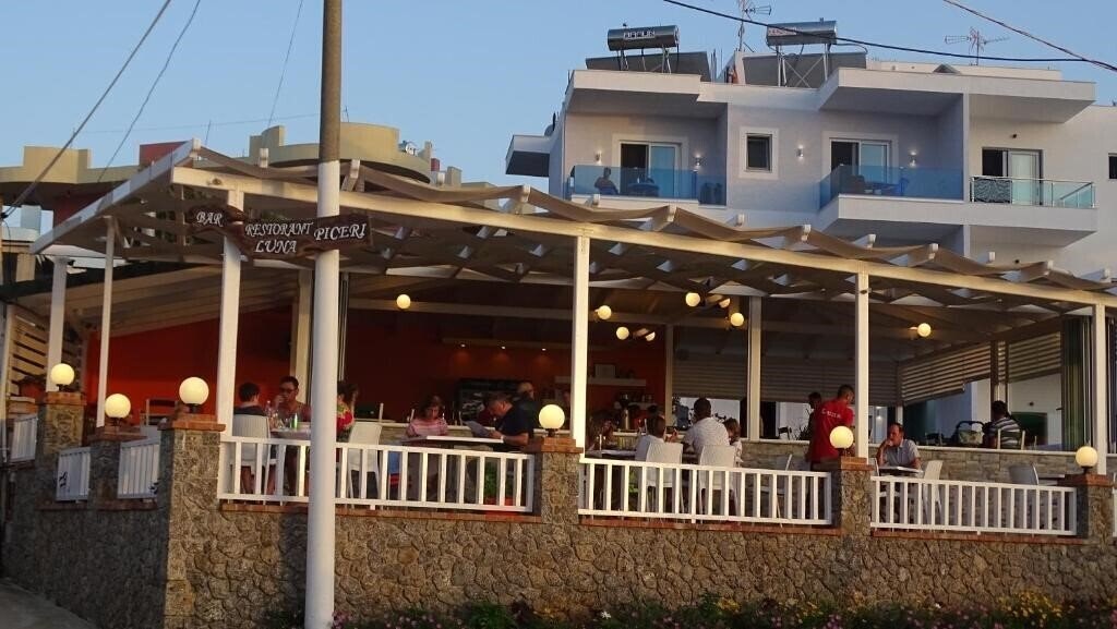 Апартаменты Hotel De Luna 4*