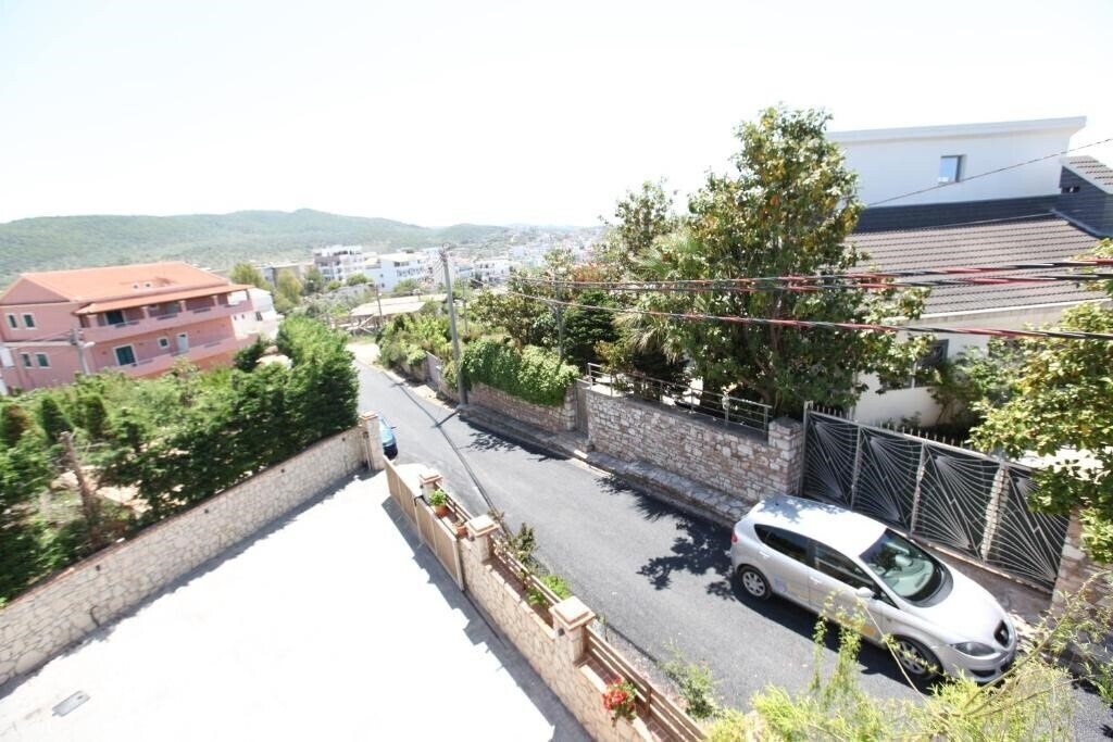 Вид Vila Anhel 3*