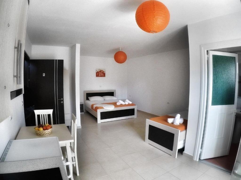 Панорама Prive Hotel & Apartment 3*