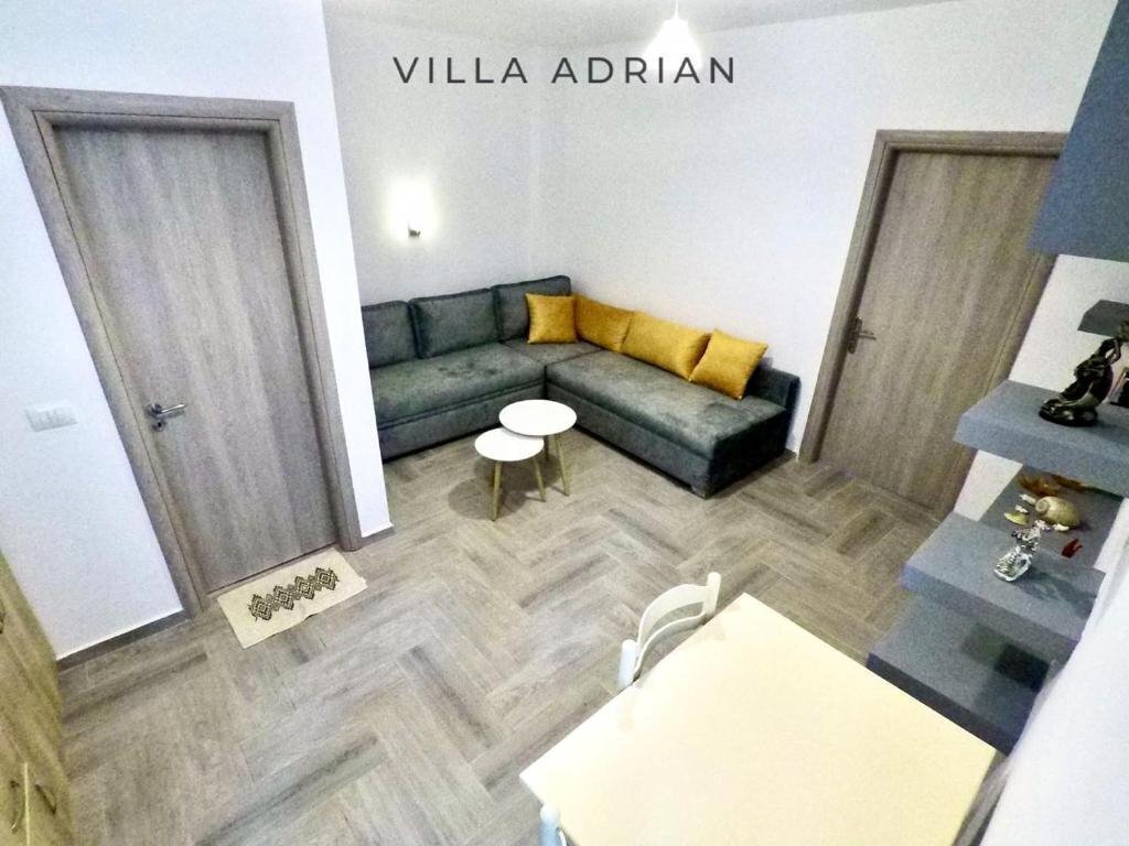 Вид Vila Adrian 4*