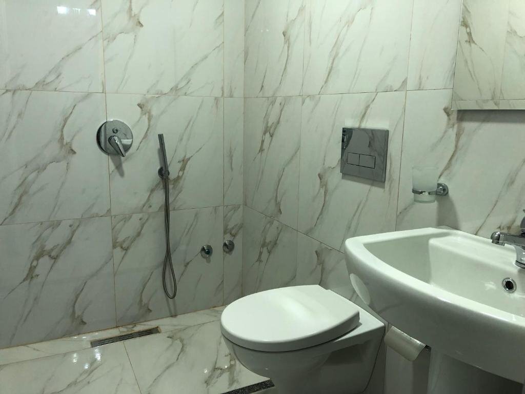 Панорама Agim Caca Apartments (ex. Agim Caca Apartments & Studios) 3*