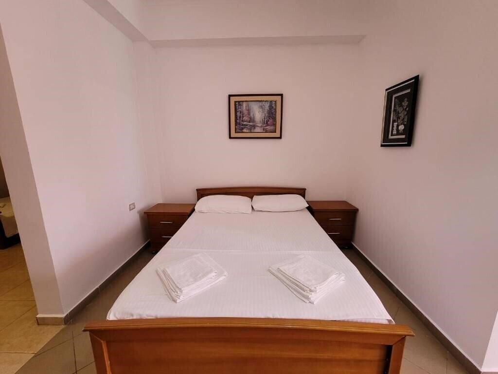 Территория Gjordeni Apartments 3*