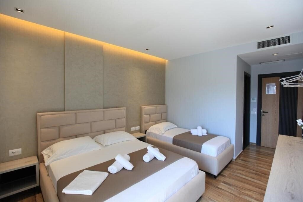 Апартаменты Hotel Citrus 4*