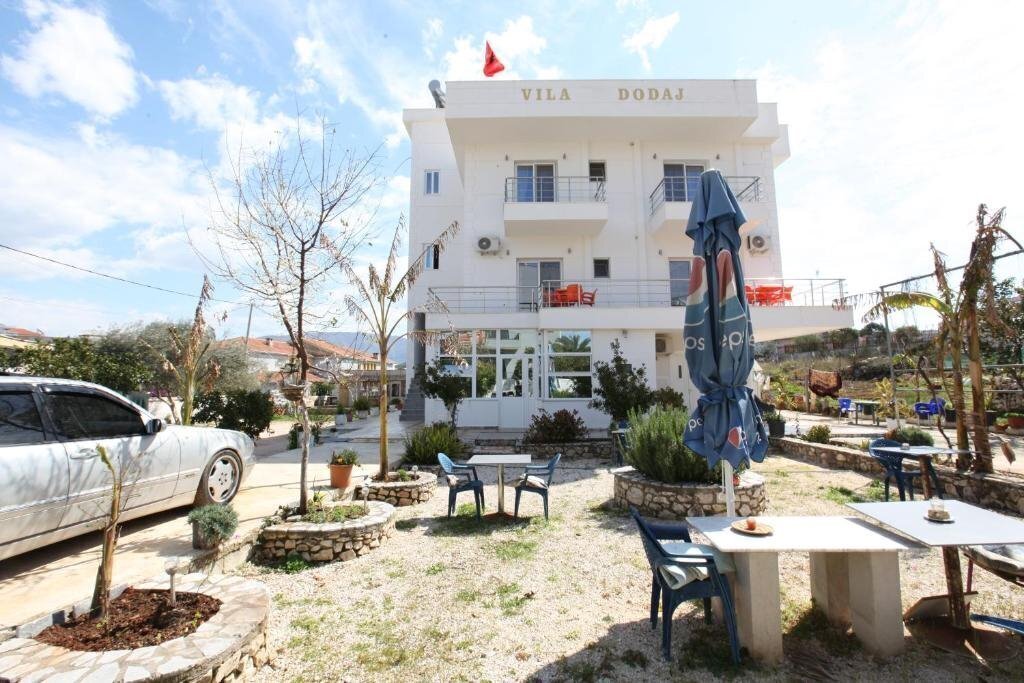 Територія Vila Dodaj 3*